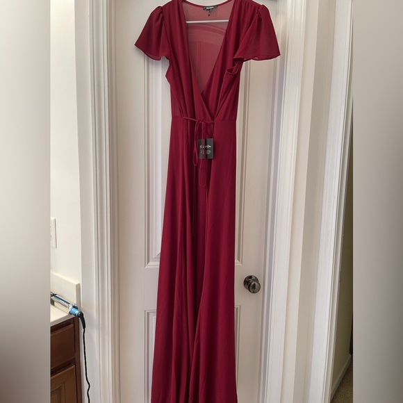 Wine Maxi Dress - Picture 2 of 2